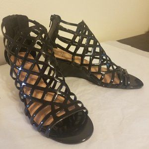 Material Girl Womens Black Sz 7.5 never worn